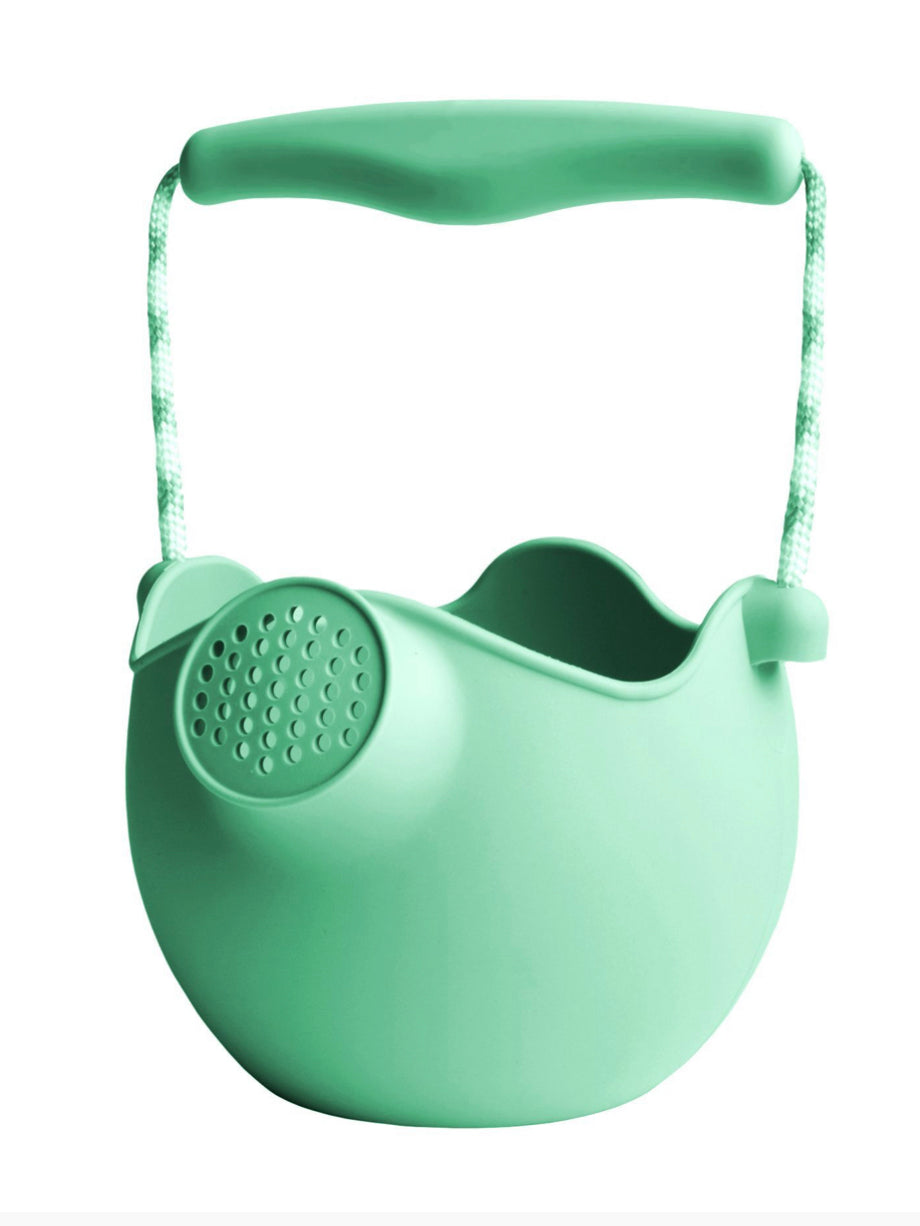 SCRUNCH WATERING BUCKET BATH + BEACH TOY - MINT