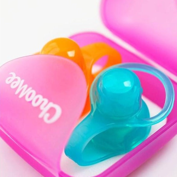 CHOOMEE POUCH TOPS - ONLY COMES OUT WHEN THEY SUCK, NOT WHEN SQUEEZED