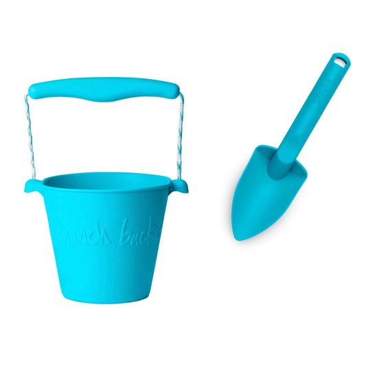 NEW!!! SCRUNCH BLUE FISH BUCKET + SPADE SET