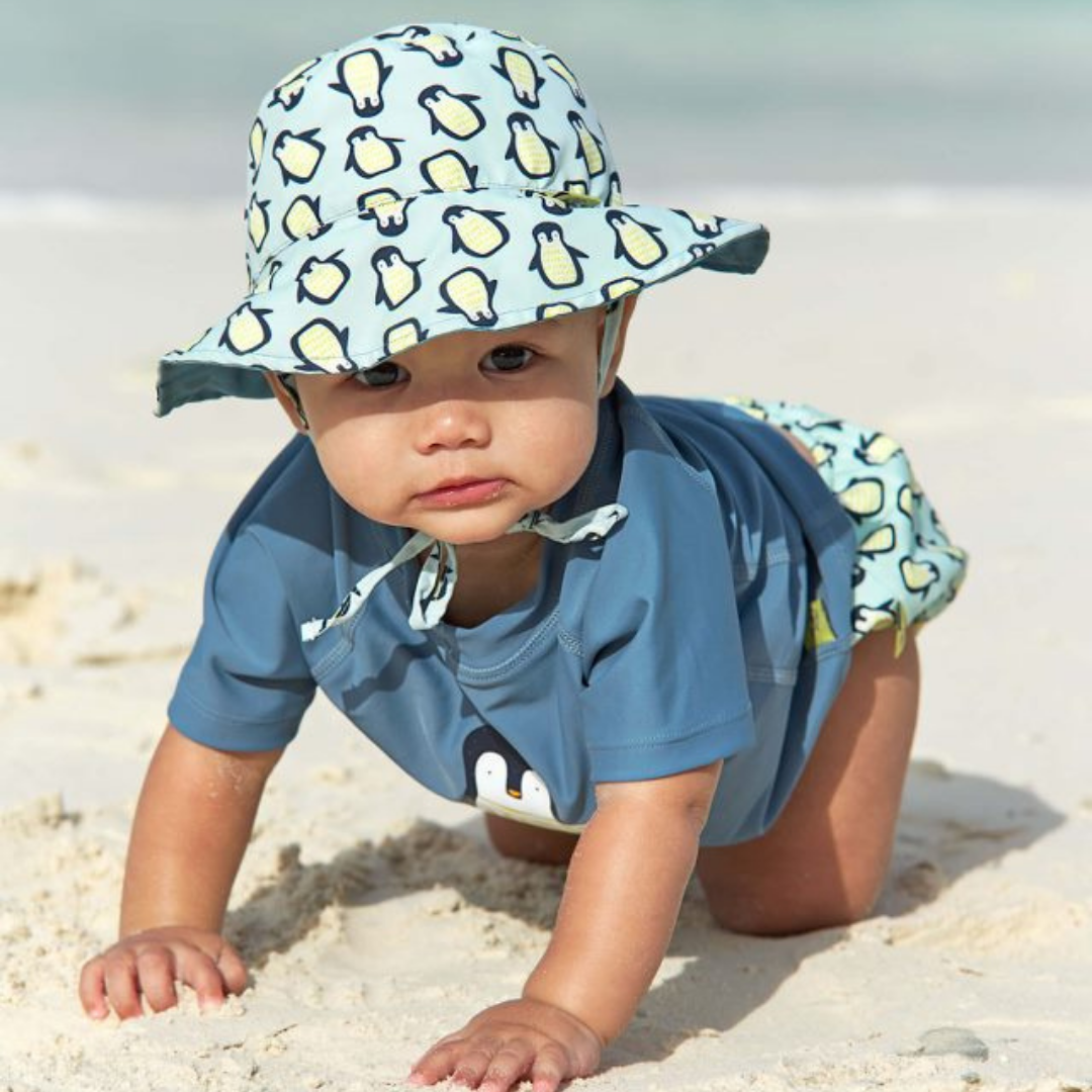 LASSIG BLUE PENGUIN SWIM NAPPY & BUCKET HAT SET